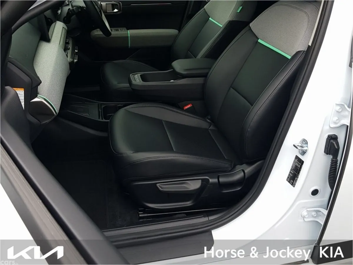 Kia EV4 Hatchback, Electric, 2025, White
