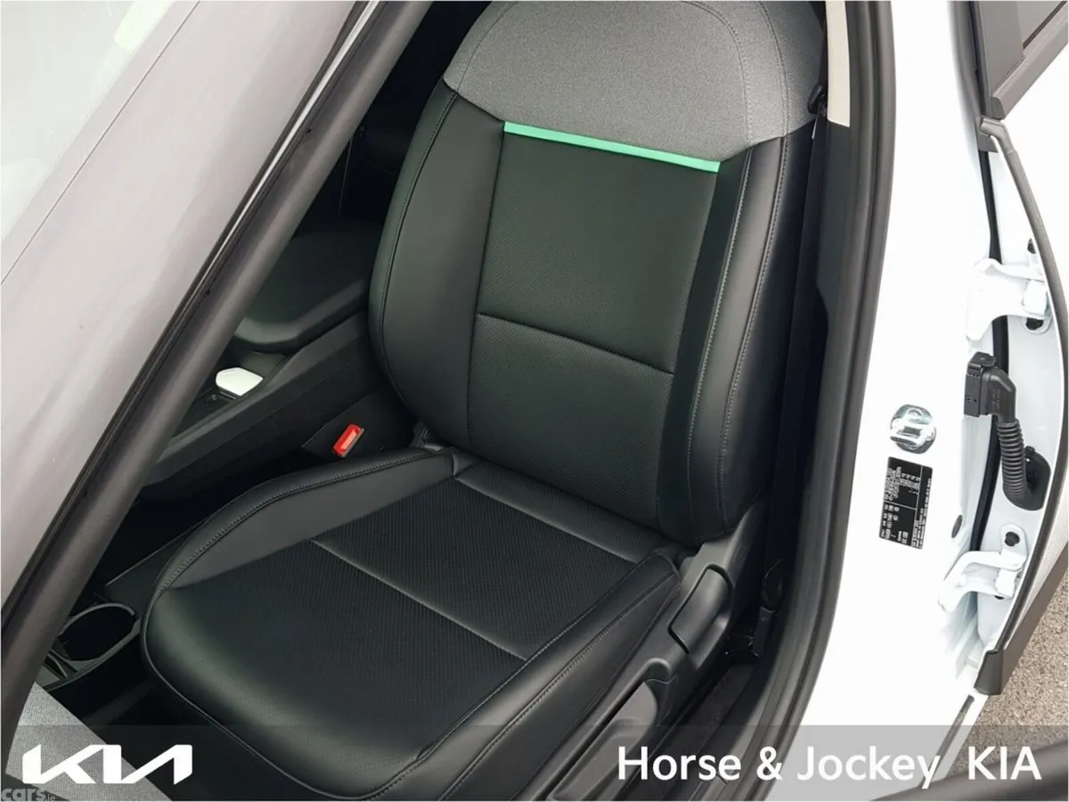 Kia EV4 Hatchback, Electric, 2025, White