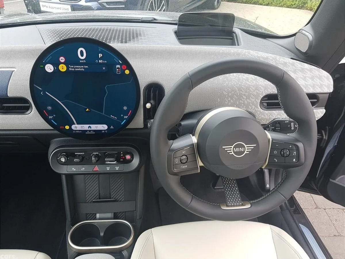 Mini Cooper Hatchback, Petrol, 2025, Black