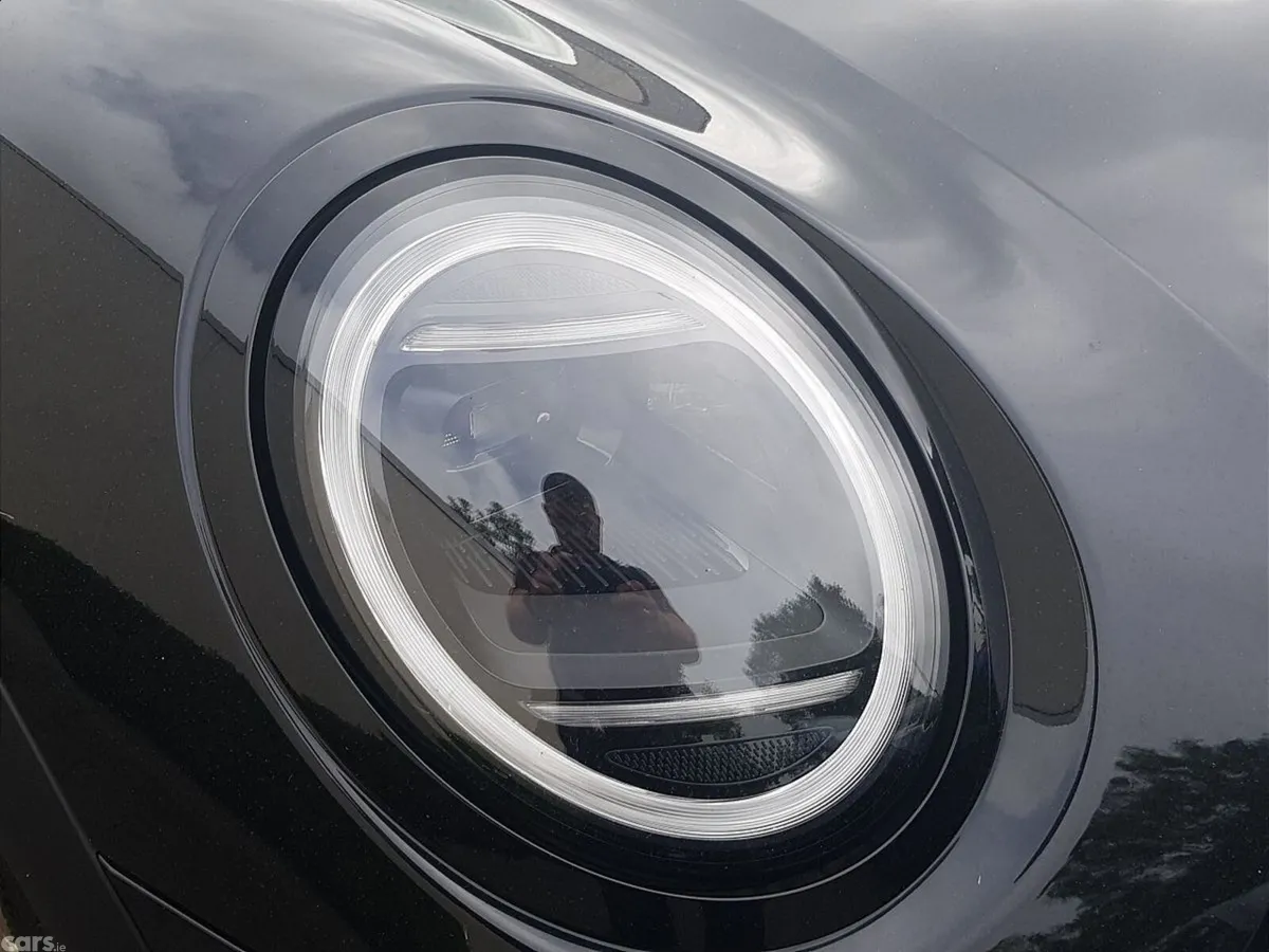 Mini Cooper Hatchback, Petrol, 2025, Black