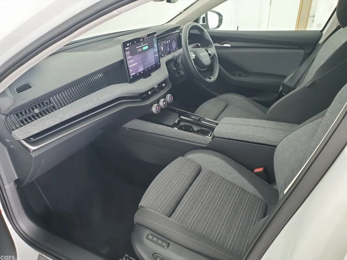 Skoda Superb Estate, Petrol Plug-in Hybrid, 2026, White