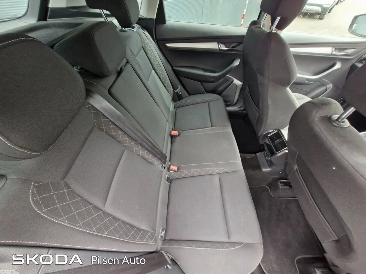 Skoda Karoq SUV, Diesel, 2021, Silver