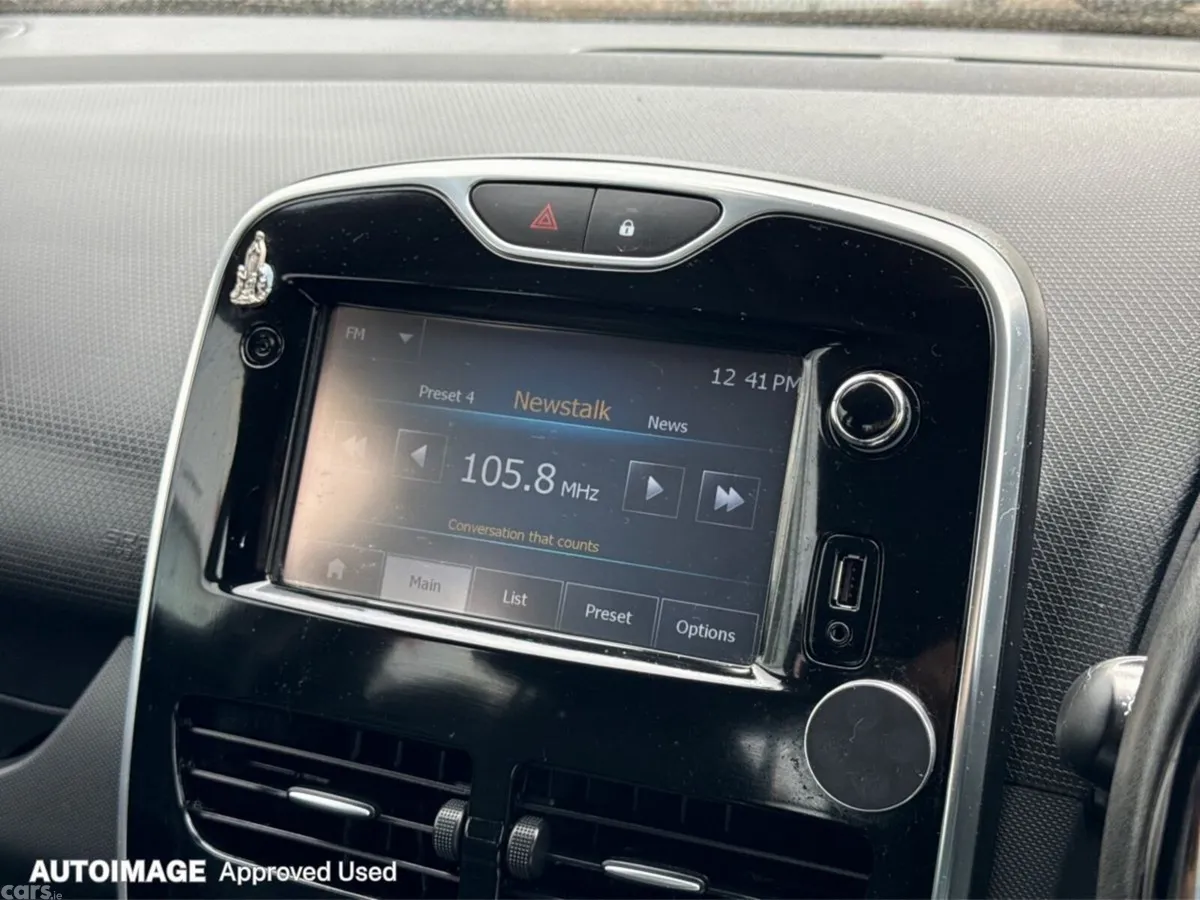 Renault Clio Hatchback, Diesel, 2016, Black
