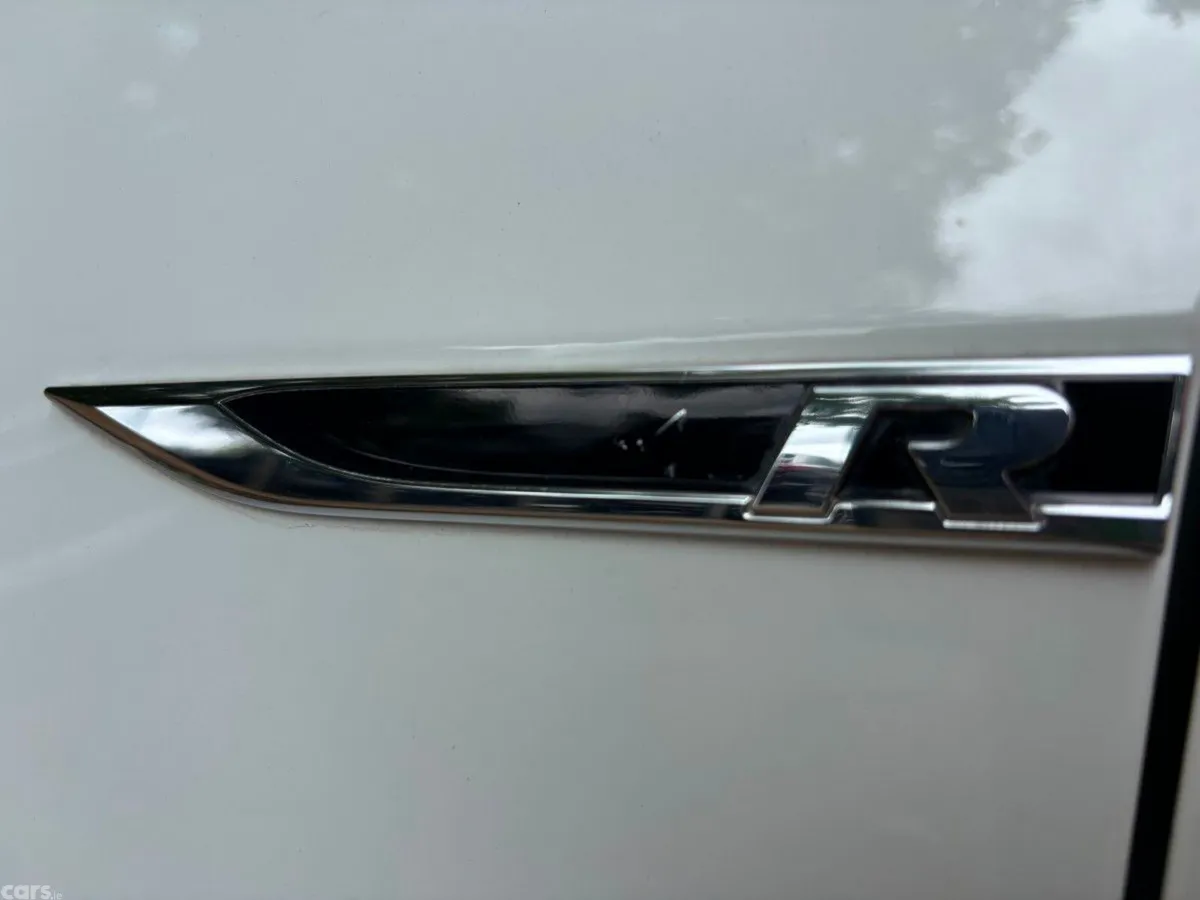 Volkswagen Golf Hatchback, Petrol, 2016, White