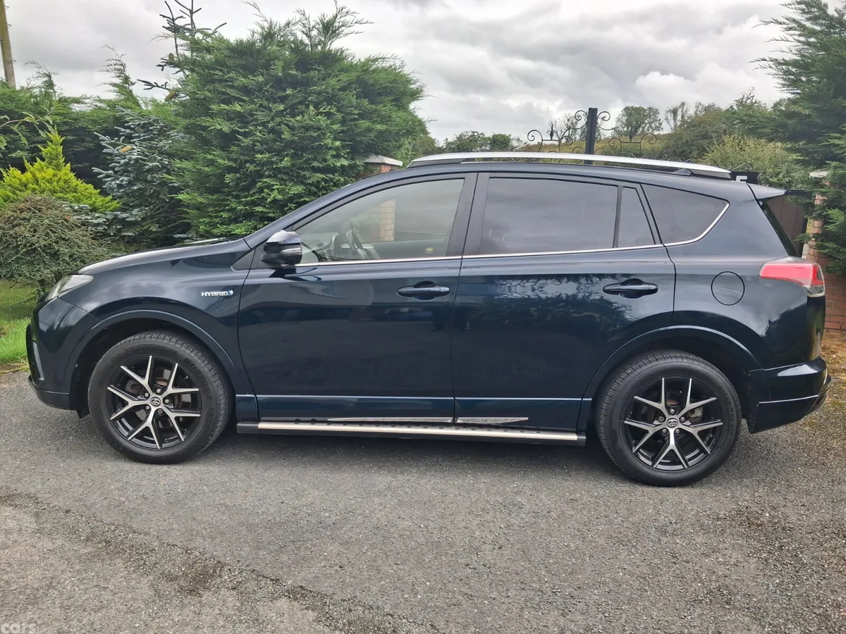 Toyota RAV4 SUV, Petrol Hybrid, 2017, Blue