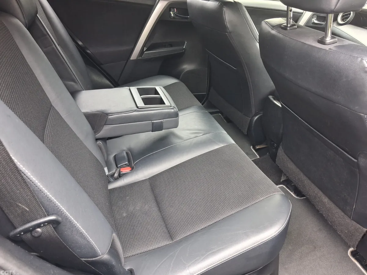 Toyota RAV4 SUV, Petrol Hybrid, 2017, Blue
