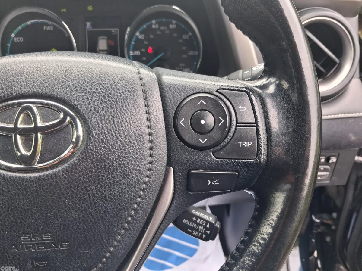 Toyota RAV4 SUV, Petrol Hybrid, 2017, Blue