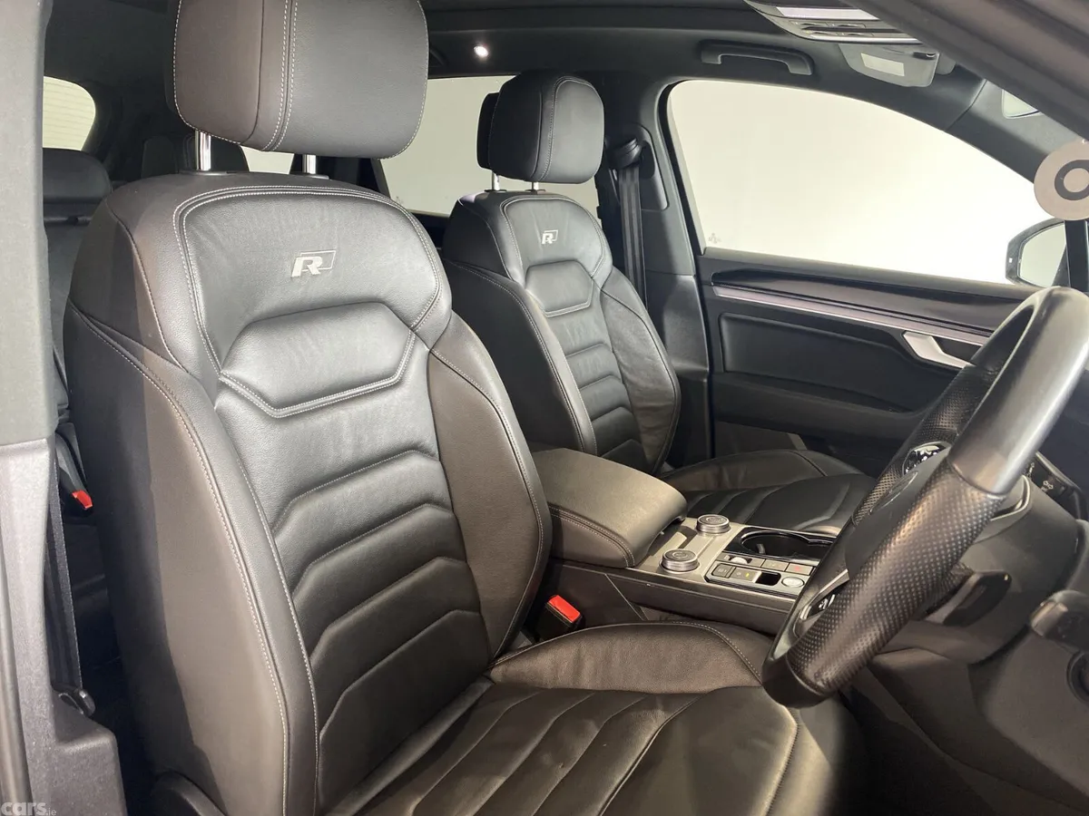 Volkswagen Touareg SUV, Diesel, 2021, Black