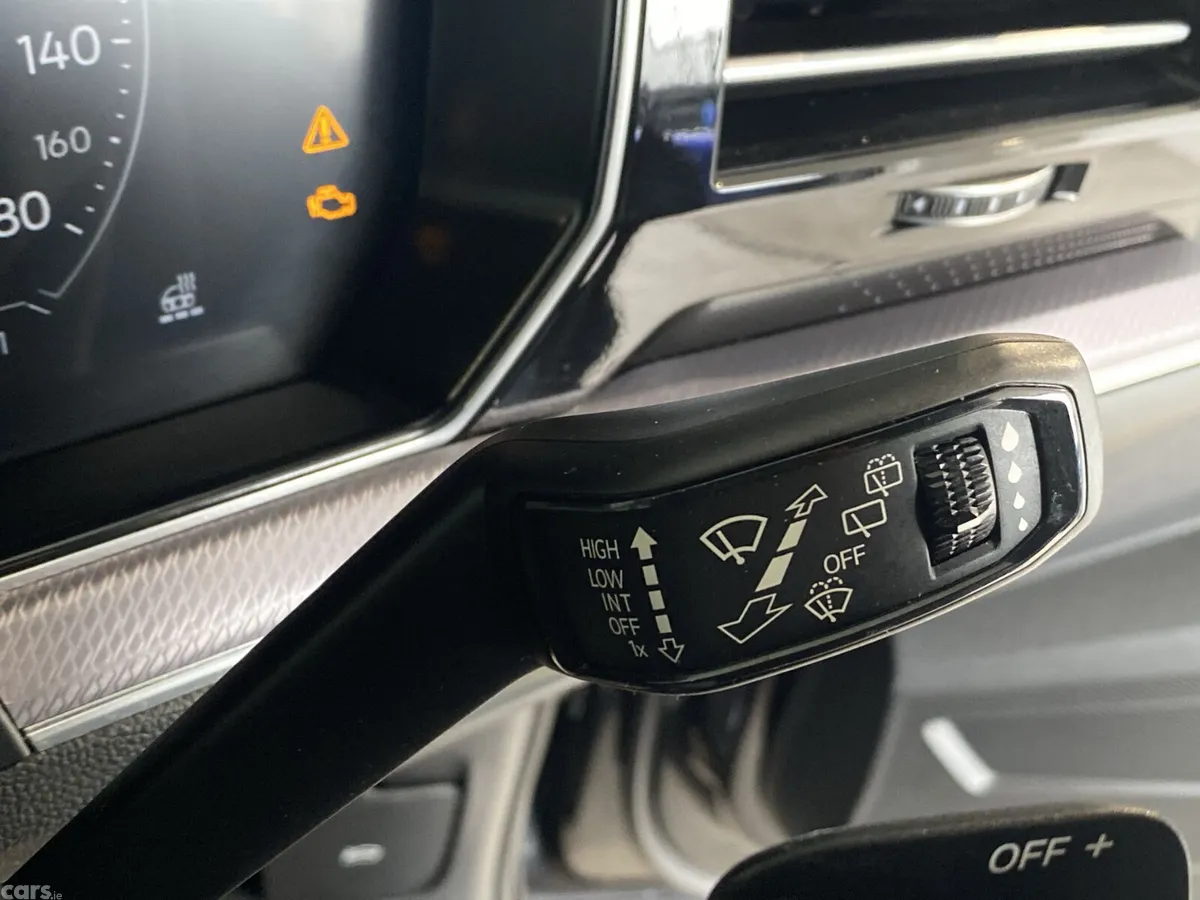 Volkswagen Touareg SUV, Diesel, 2021, Black
