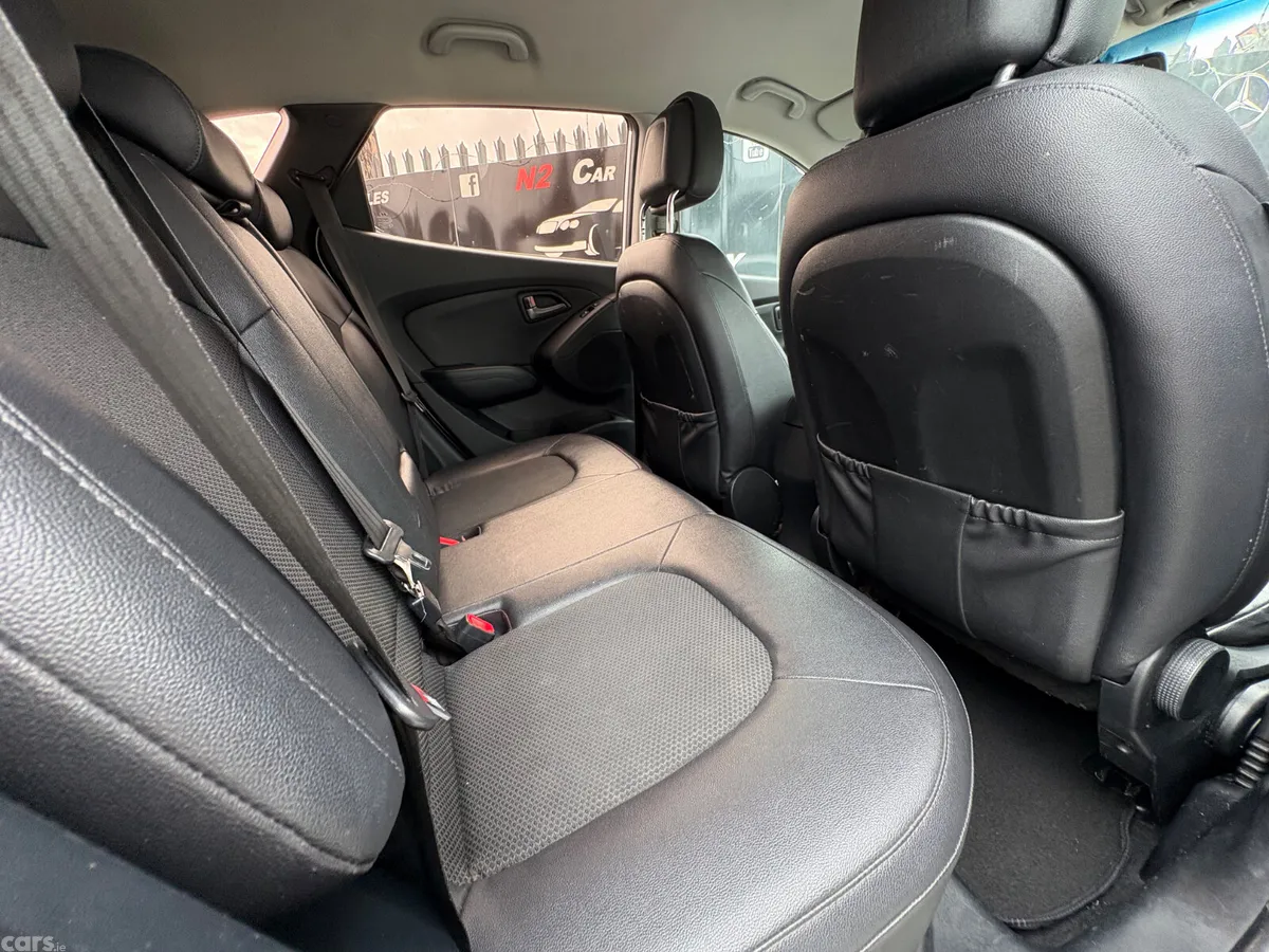 Hyundai ix35 SUV, Diesel, 2014, Silver