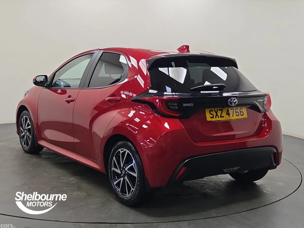 Toyota Yaris Hatchback, Petrol Hybrid, 2023, Red
