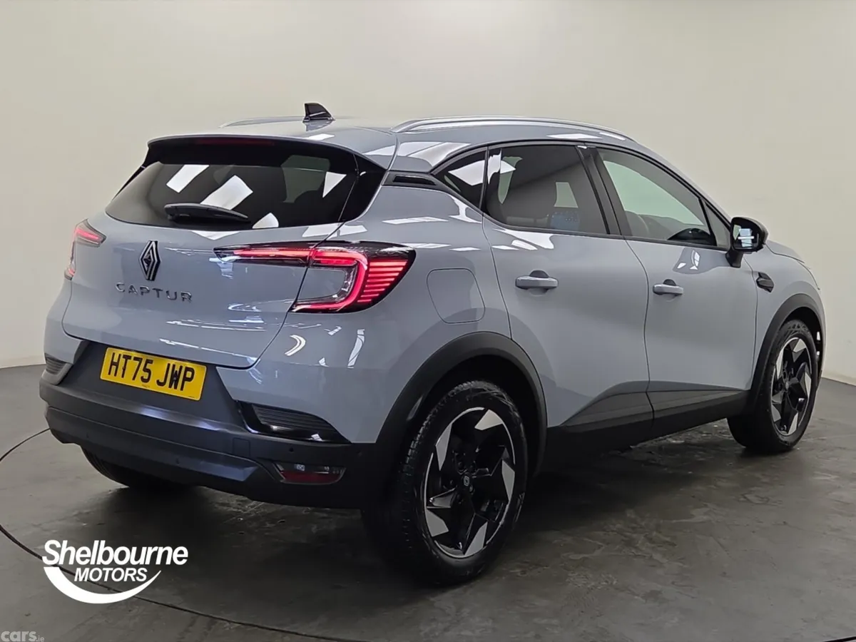 Renault Captur Hatchback, Petrol, 2026, Grey