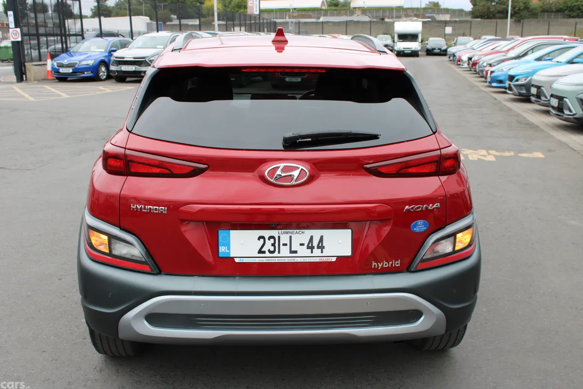 Hyundai KONA MPV, Petrol Hybrid, 2023, Red