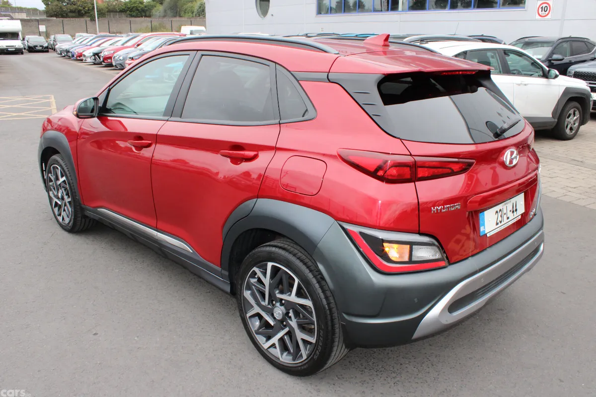 Hyundai KONA MPV, Petrol Hybrid, 2023, Red