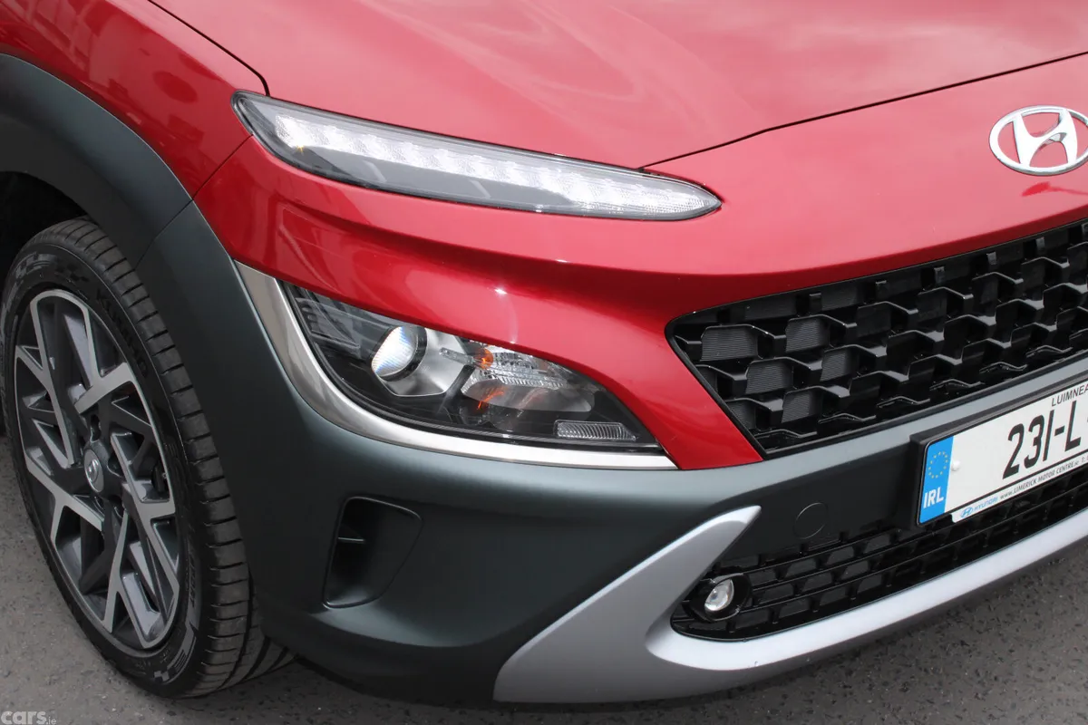 Hyundai KONA MPV, Petrol Hybrid, 2023, Red