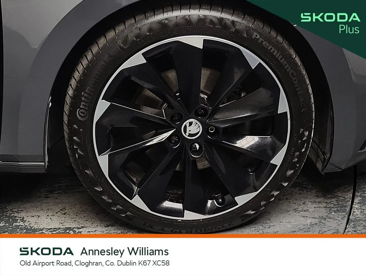 Skoda Superb Saloon, Diesel, 2023, Grey