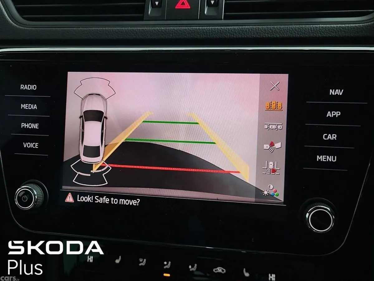 Skoda Superb Saloon, Diesel, 2023, Grey