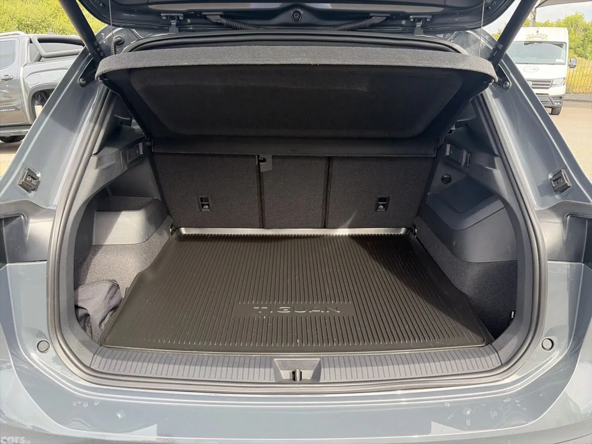 Volkswagen Tiguan SUV, Diesel, 2025, Grey