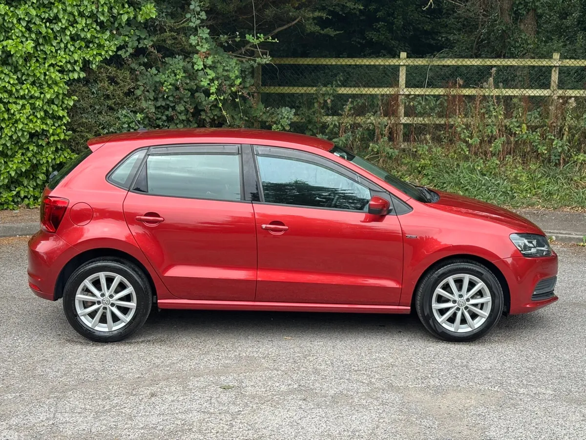 Volkswagen Polo Hatchback, Petrol, 2015, Red