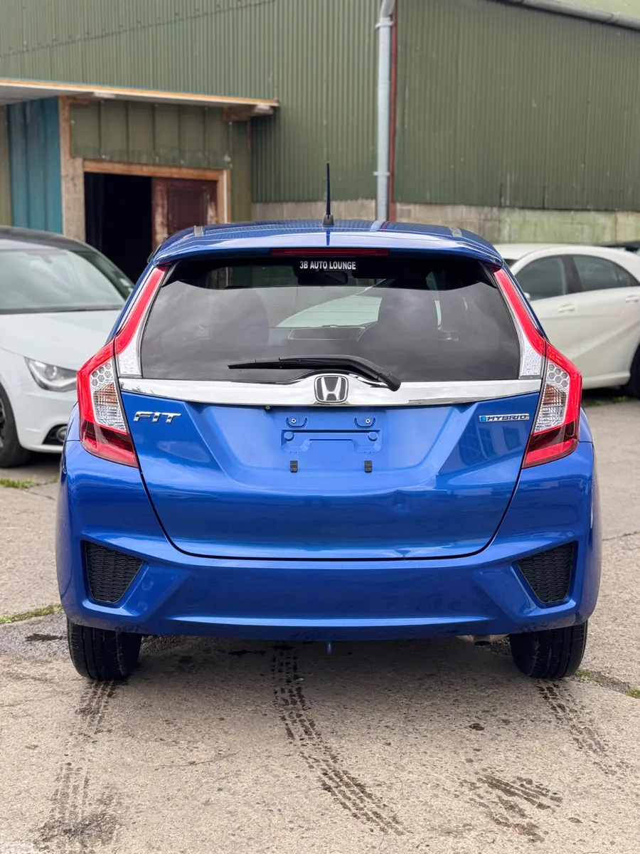 Honda Fit Hatchback, Petrol Hybrid, 2014, Blue