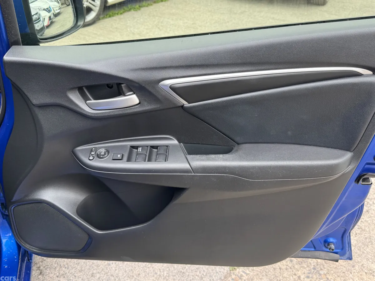 Honda Fit Hatchback, Petrol Hybrid, 2014, Blue