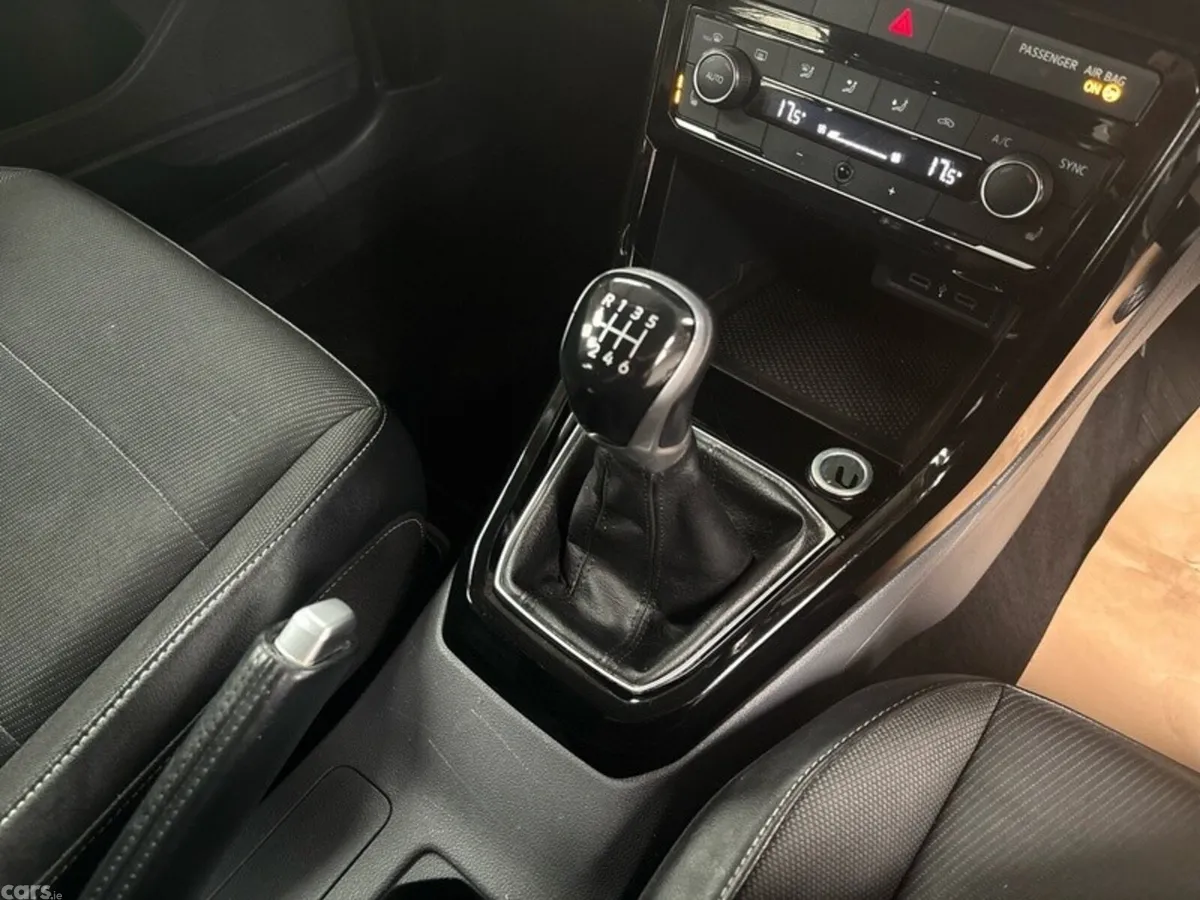 Volkswagen T-Cross Estate, Petrol, 2021, Grey