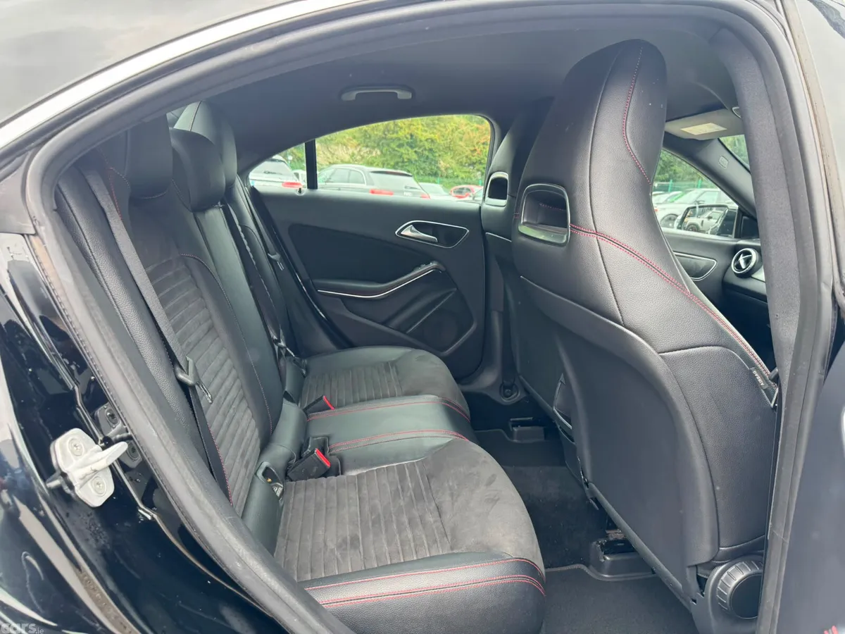 Mercedes-Benz CLA Saloon, Diesel, 2015, Black