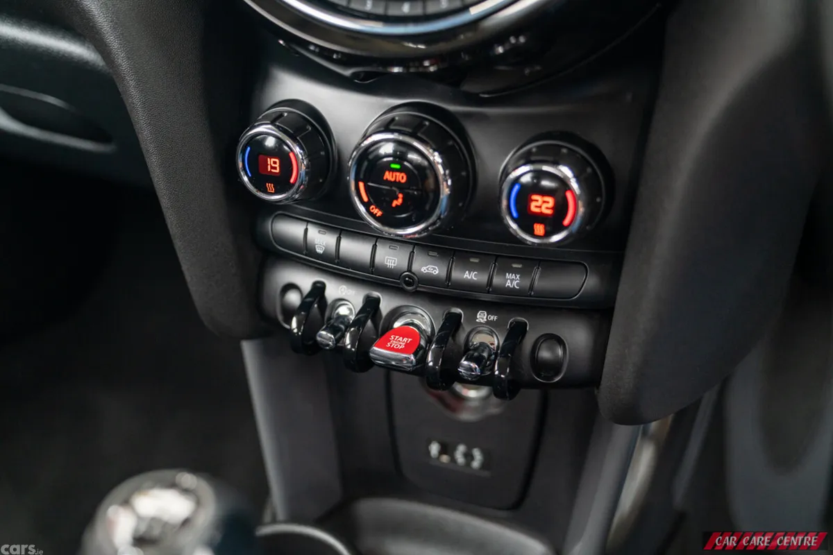 Mini One Hatchback, Diesel, 2017, Blue