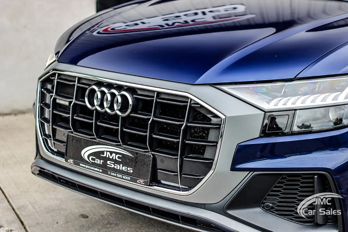Audi Q8 Hatchback, Diesel, 2019, Blue