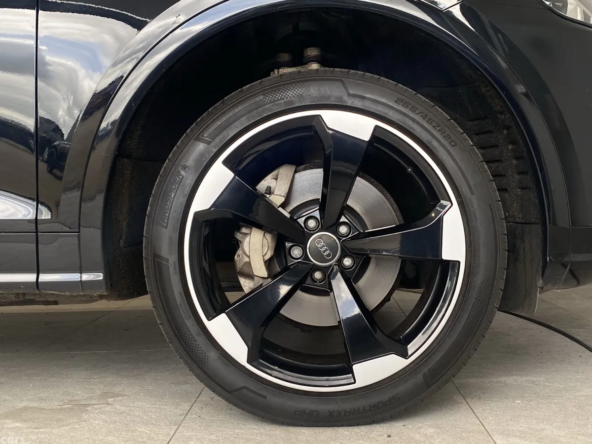 Audi Q5 SUV, Diesel, 2019, Black