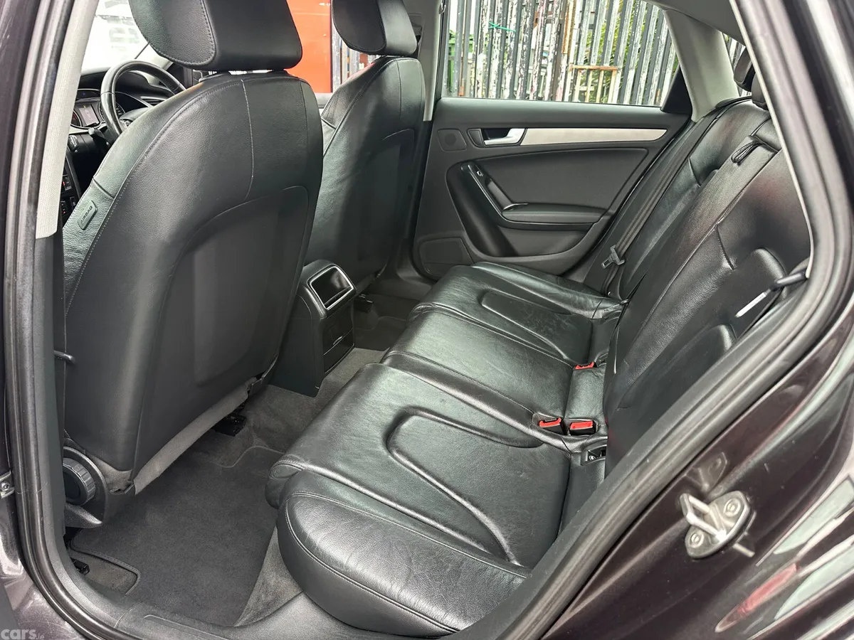 Audi A4 Saloon, Diesel, 2014, Grey