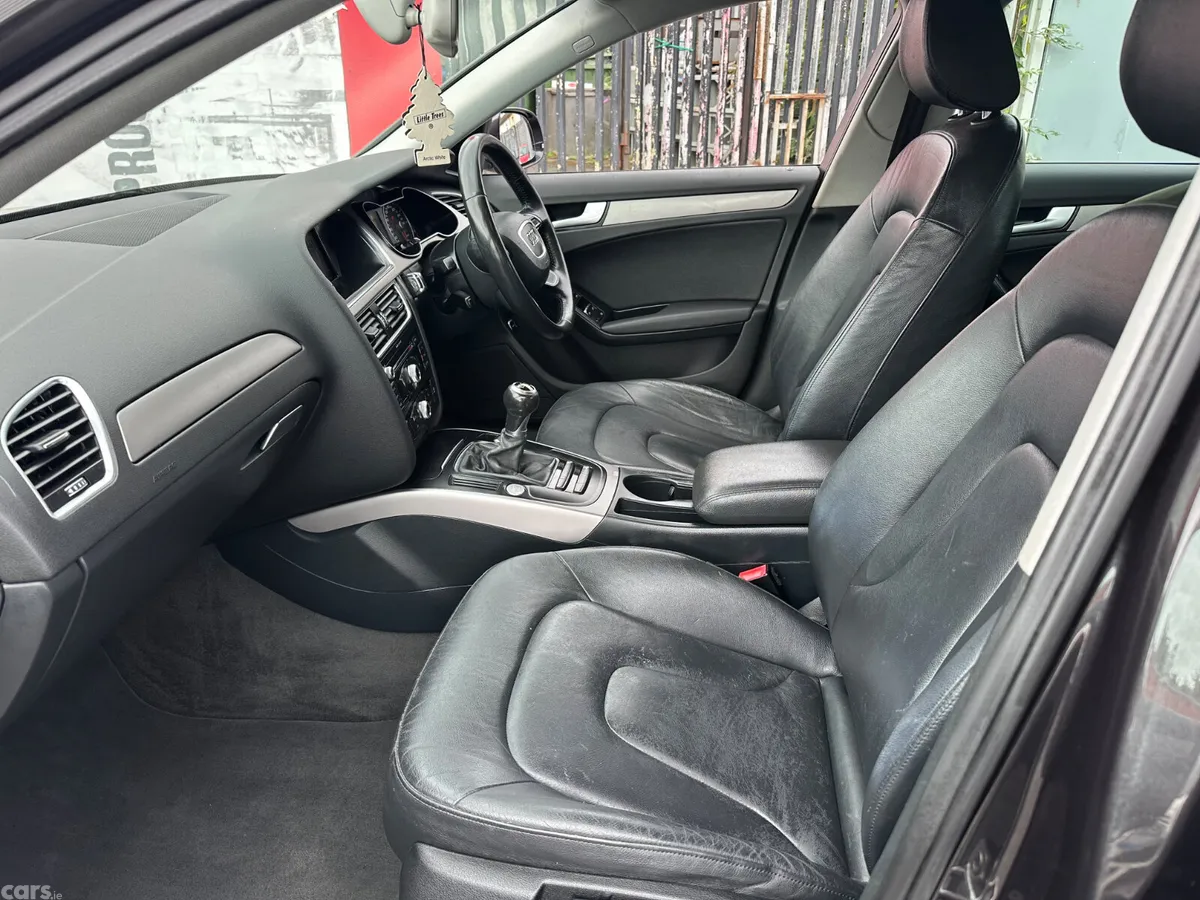 Audi A4 Saloon, Diesel, 2014, Grey