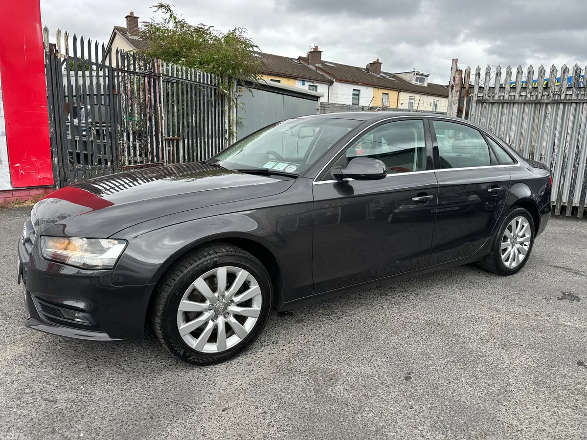 Audi A4 Saloon, Diesel, 2014, Grey