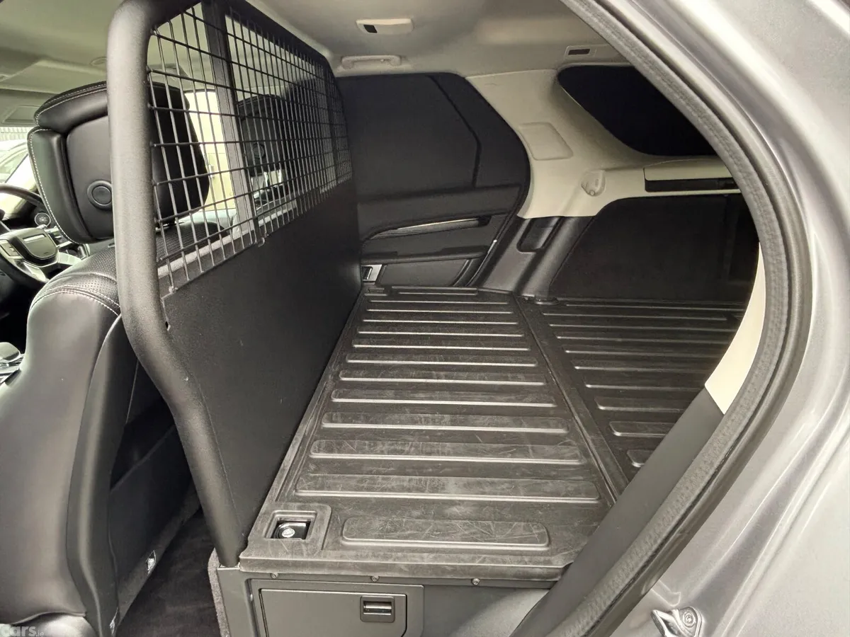 Land Rover Discovery Van, Diesel, 2022, Grey