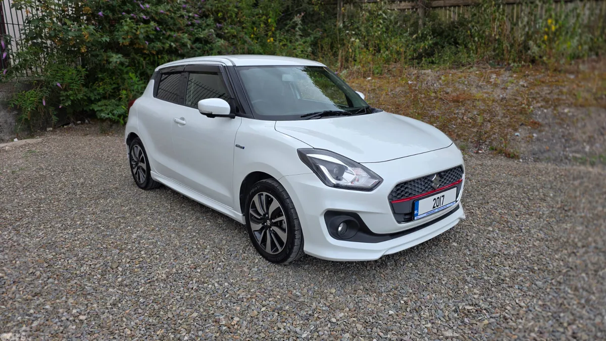 Suzuki Swift Hatchback, Petrol Hybrid, 2017, White