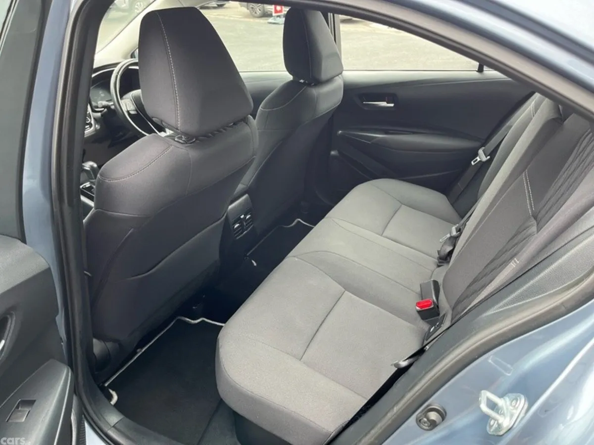 Toyota Corolla Saloon, Petrol Hybrid, 2021, Grey