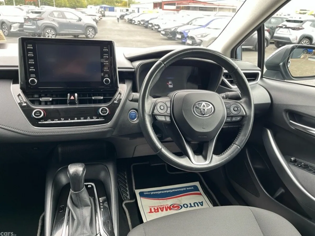 Toyota Corolla Saloon, Petrol Hybrid, 2021, Grey