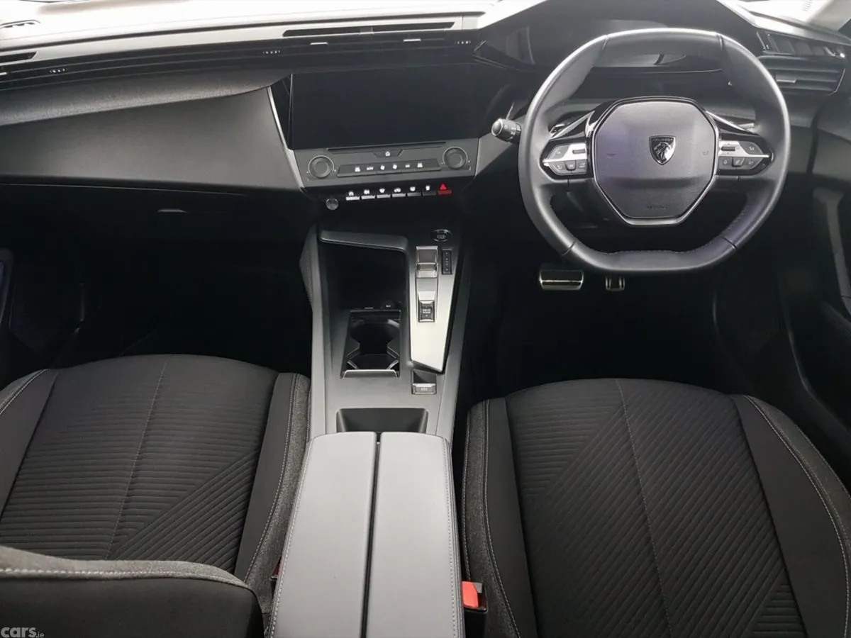 Peugeot 308 Estate, Petrol, 2024, Blue