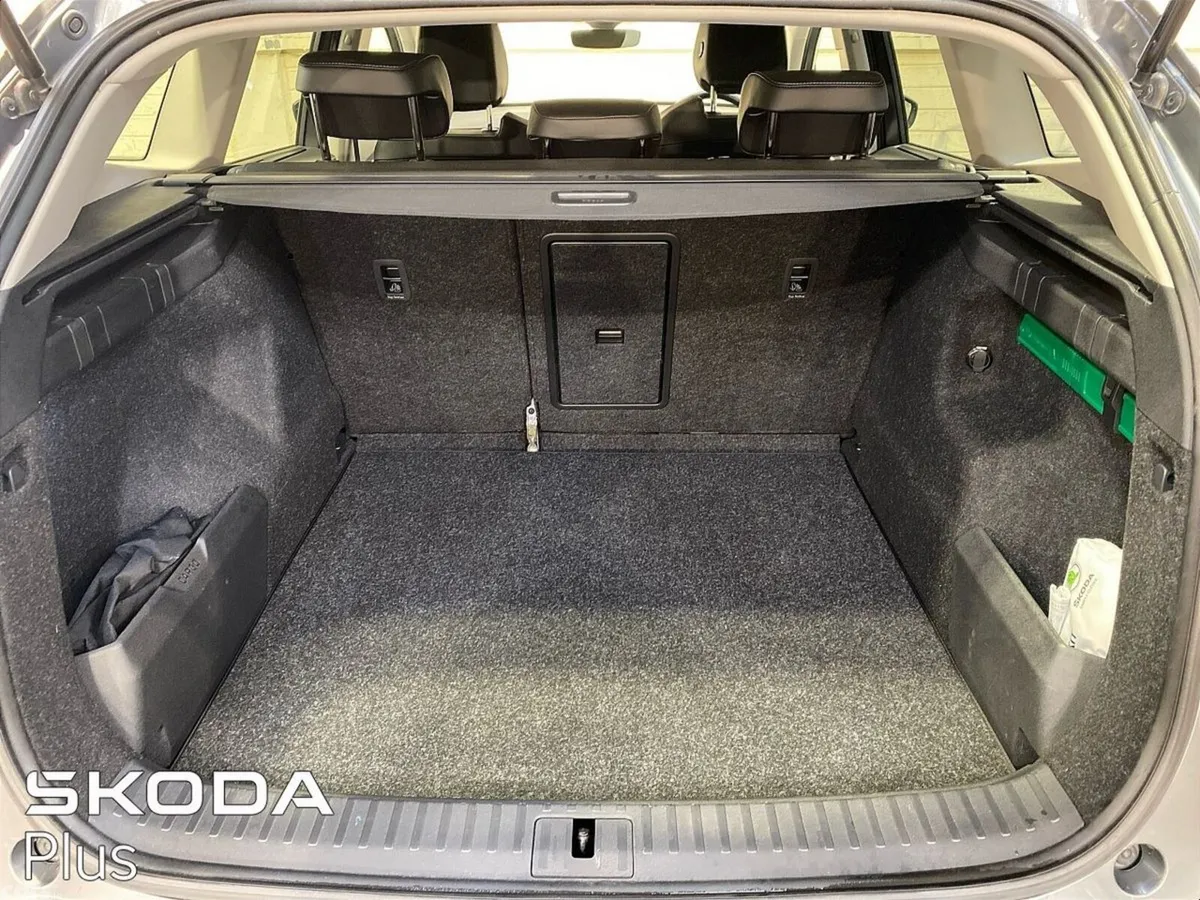 Skoda Enyaq Estate, Electric, 2023, Grey