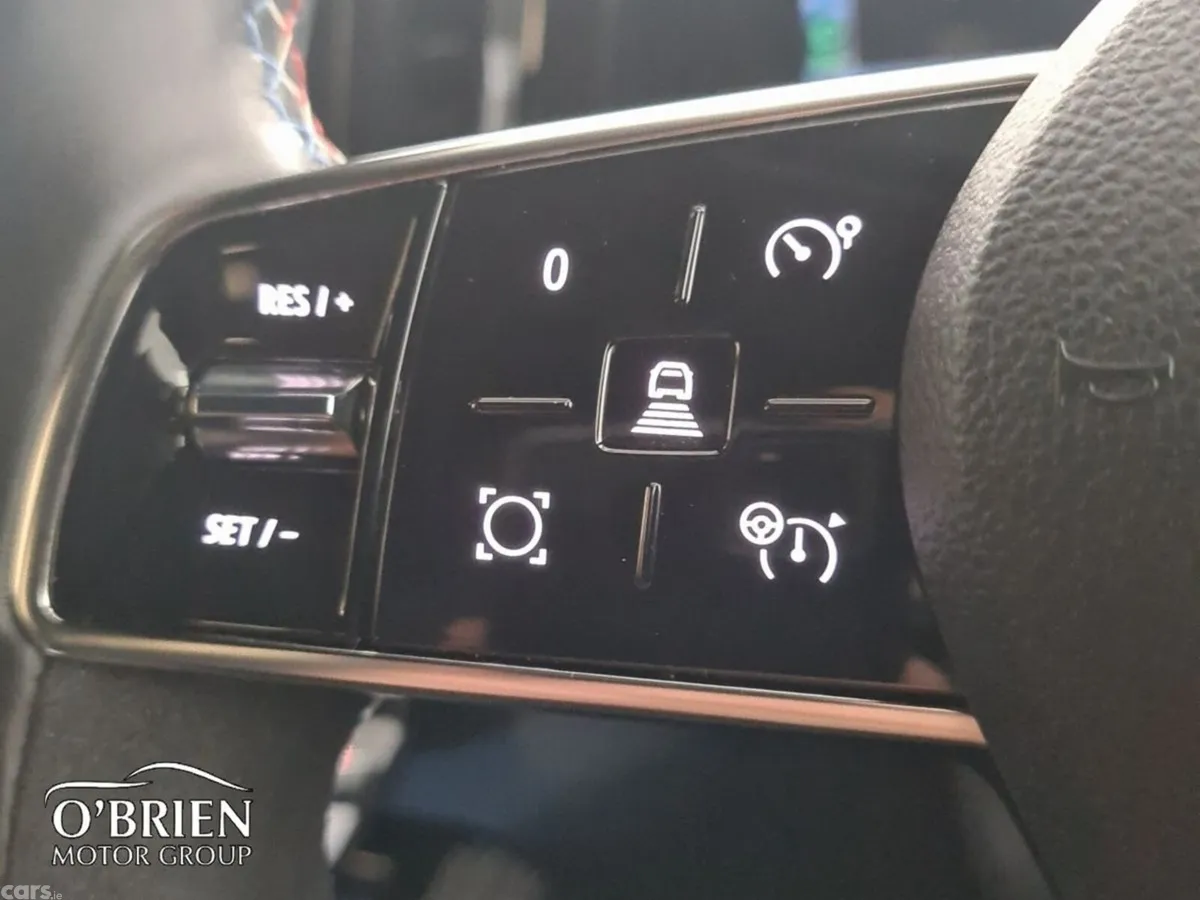 Renault Austral SUV, Petrol, 2024, Blue
