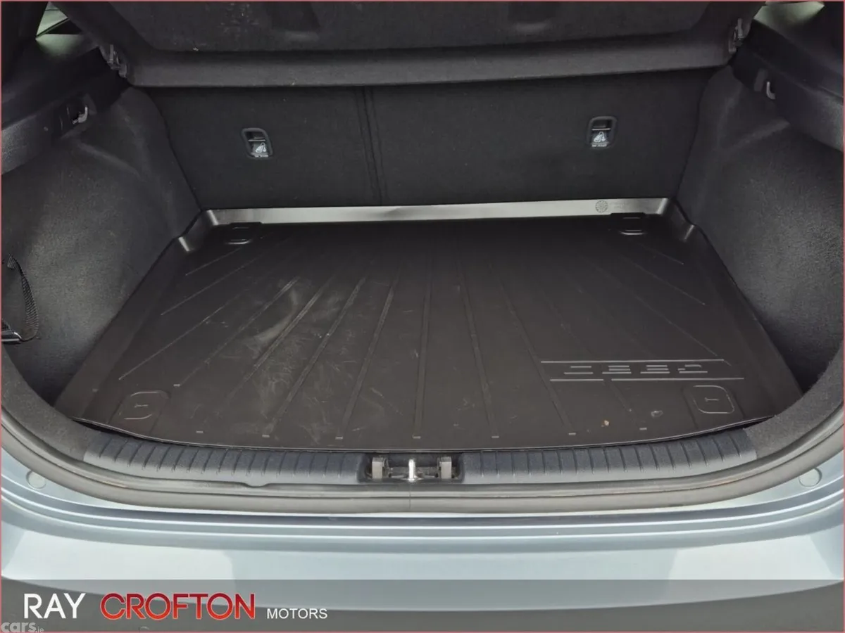 Kia Ceed Hatchback, Petrol, 2024, Grey