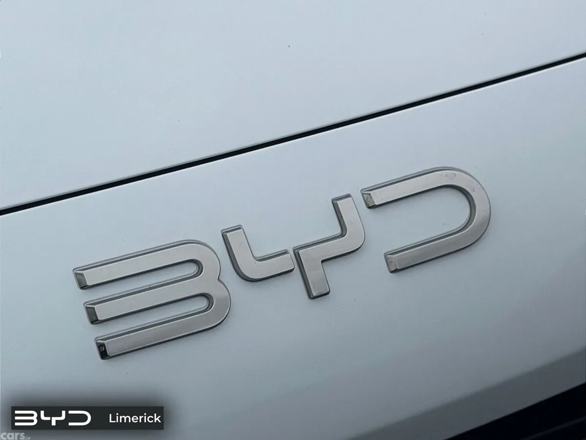 BYD Seal 6 Saloon, Petrol Plug-in Hybrid, 2026, White