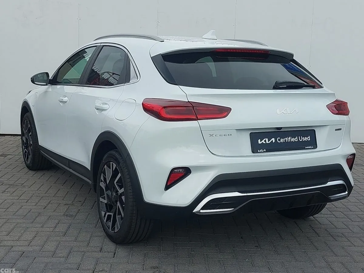 Kia XCeed Hatchback, Petrol Plug-in Hybrid, 2024, White