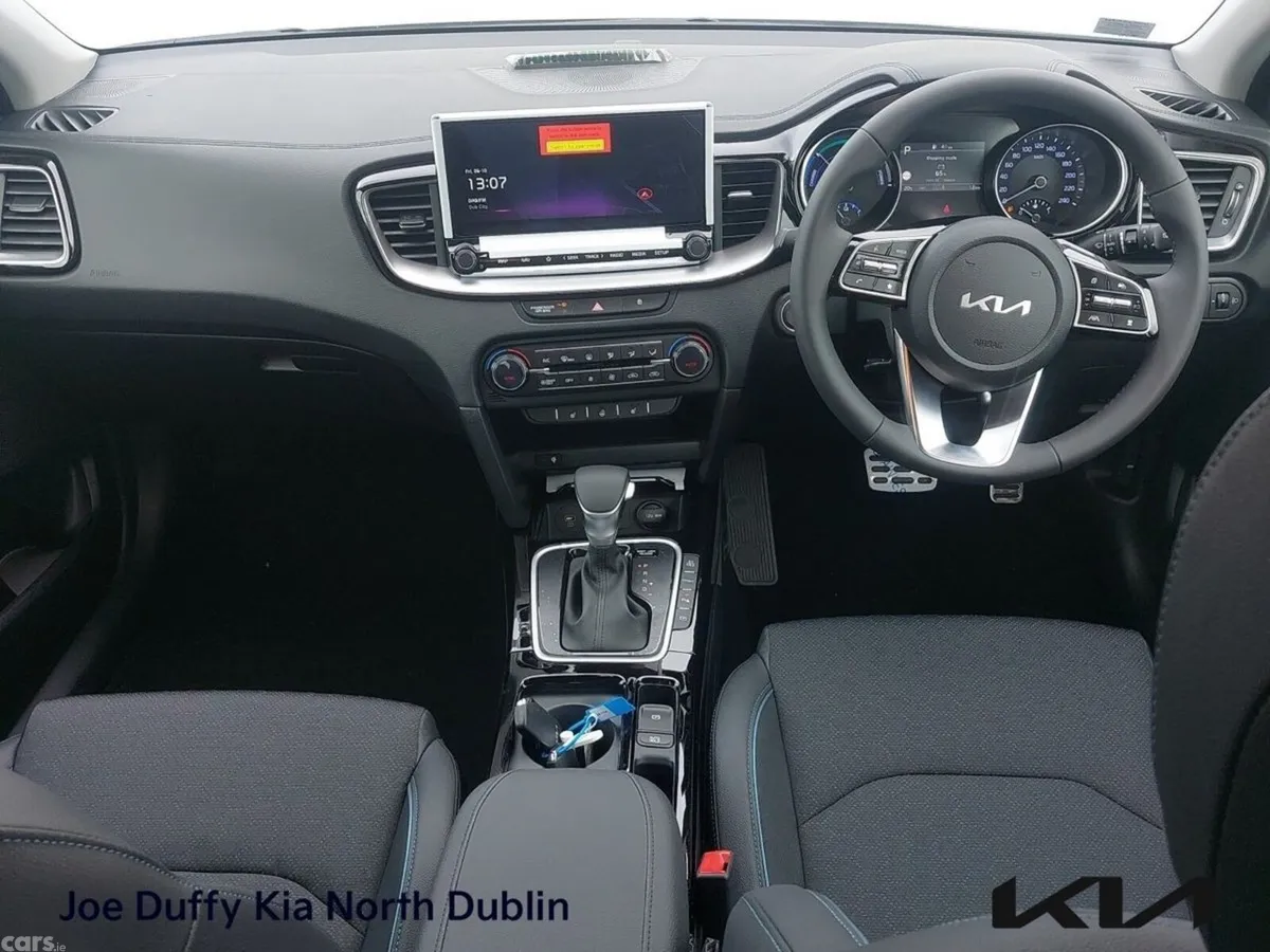 Kia XCeed Hatchback, Petrol Plug-in Hybrid, 2024, White