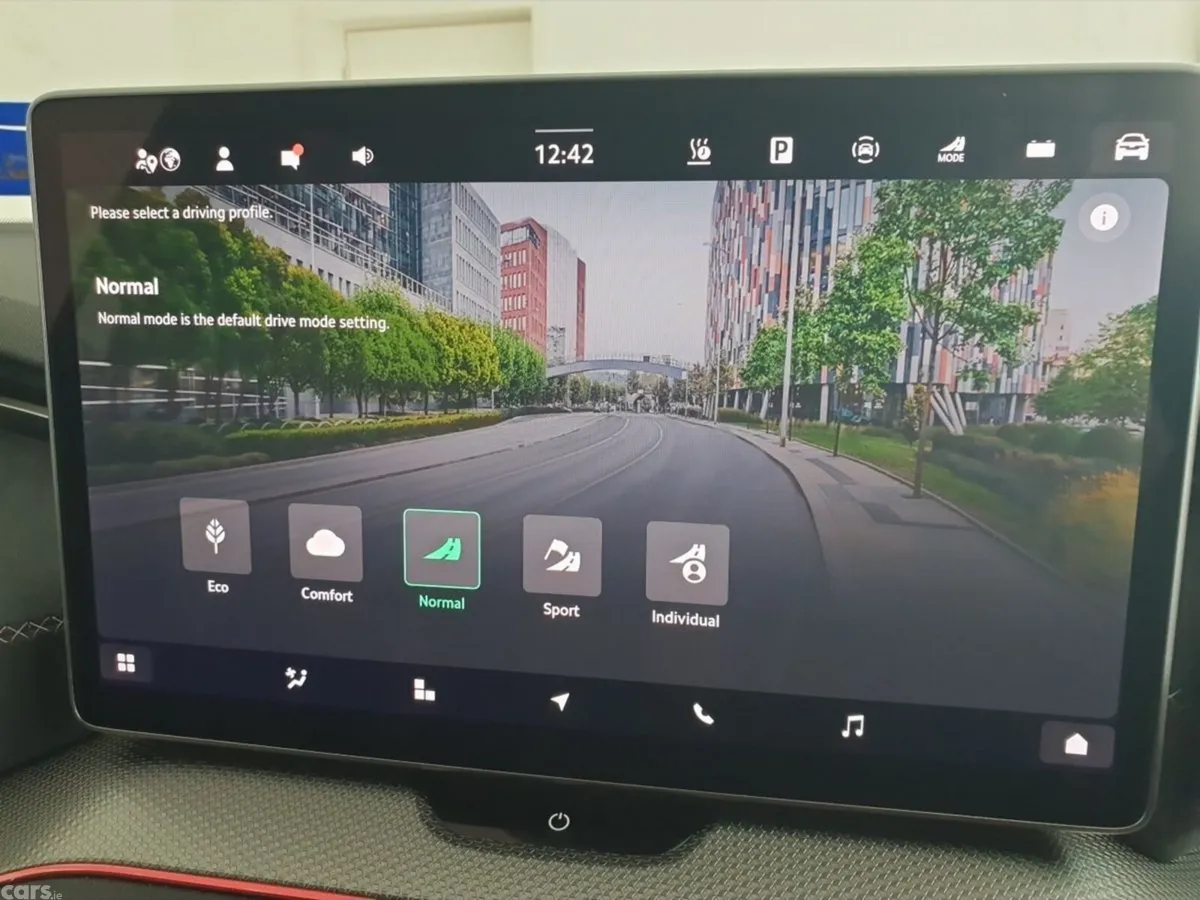 Skoda Kodiaq SUV, Petrol Plug-in Hybrid, 2026, Grey