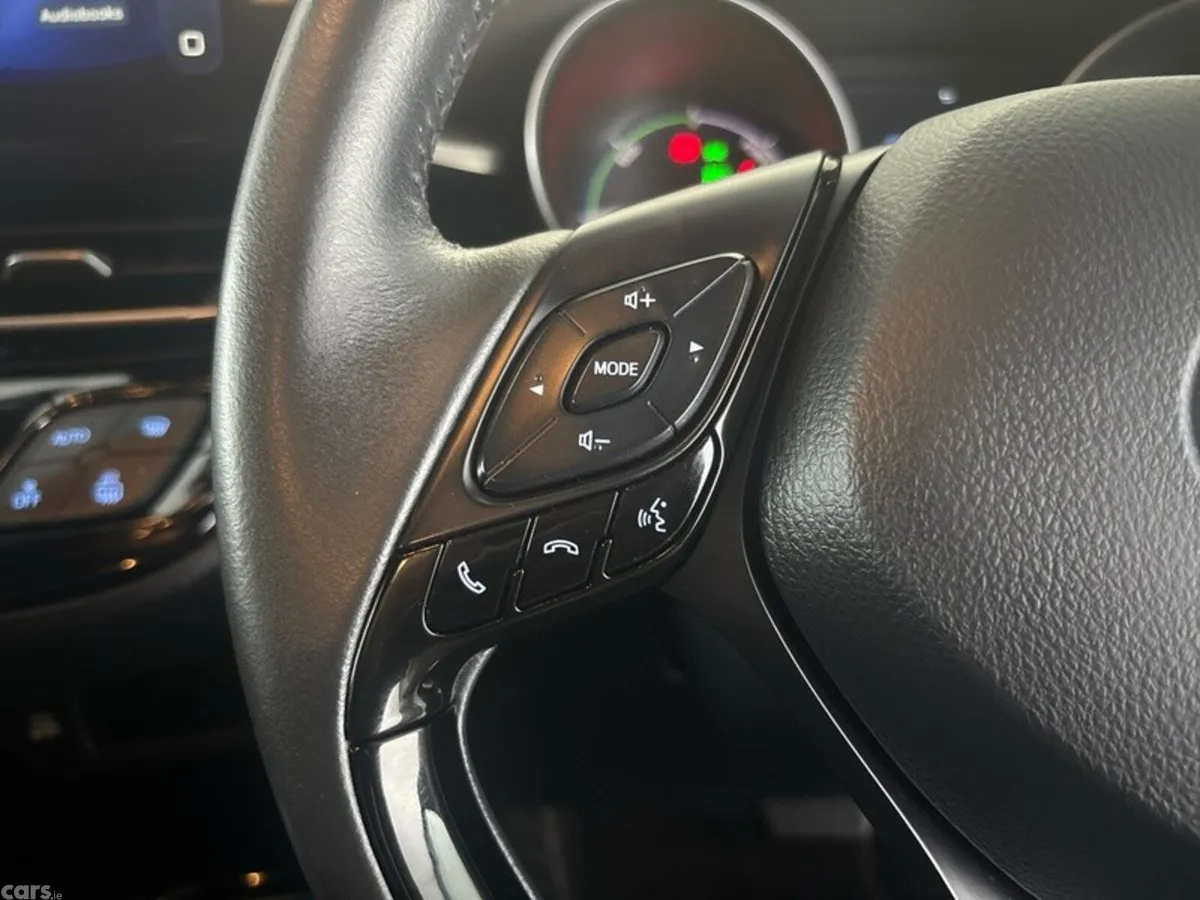 Toyota C-HR SUV, Petrol Hybrid, 2022, Grey