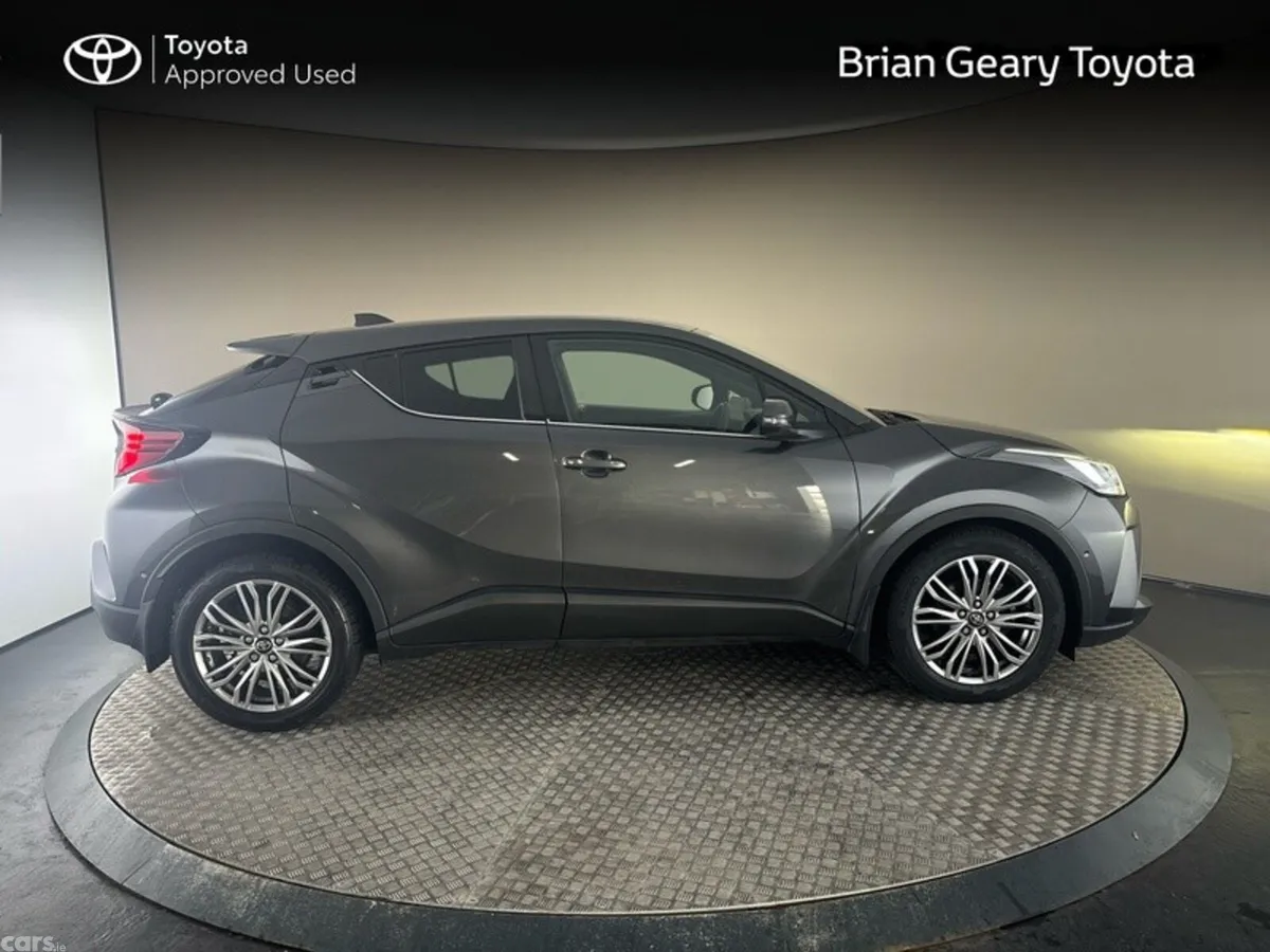 Toyota C-HR SUV, Petrol Hybrid, 2022, Grey