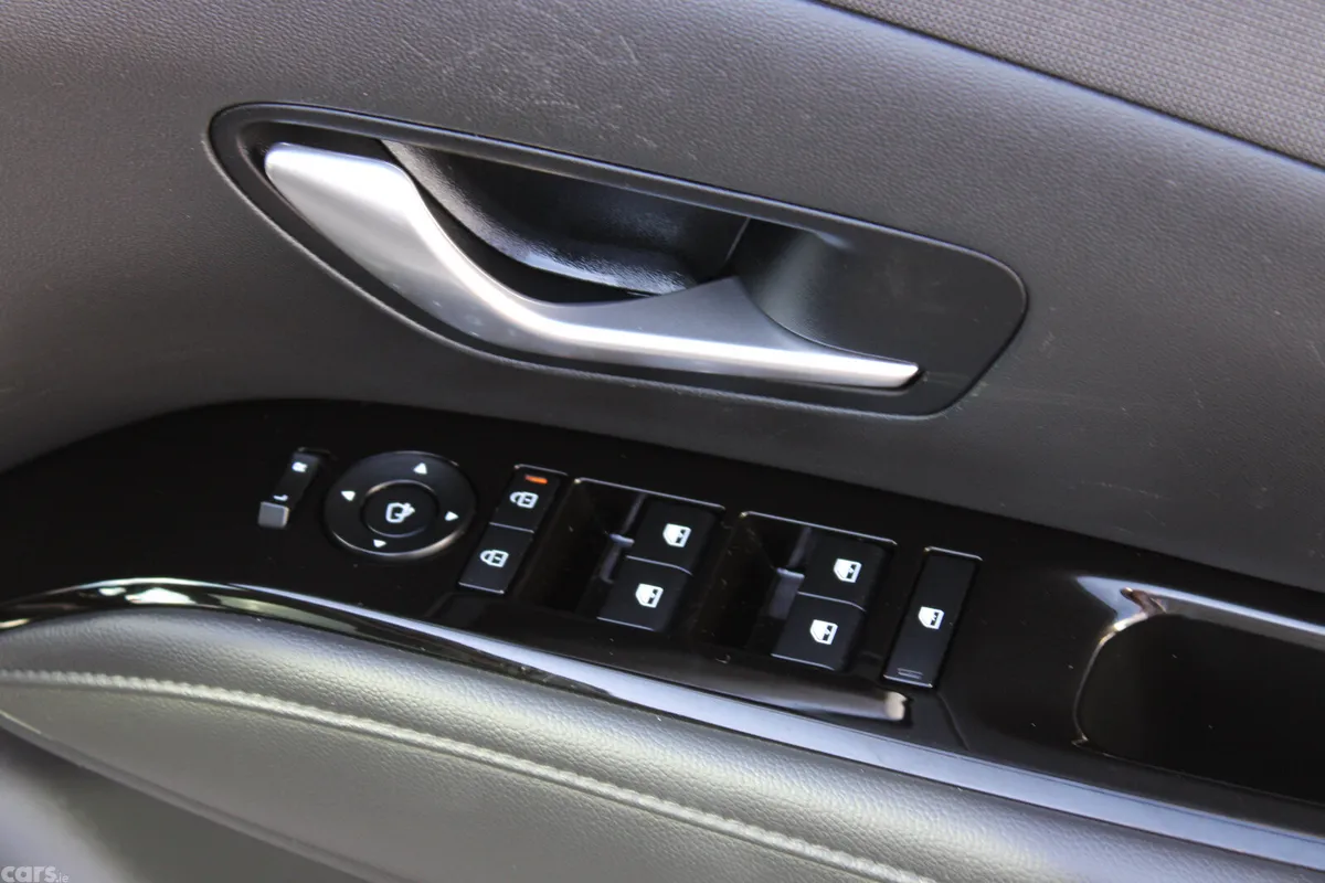 Hyundai Tucson SUV, Petrol Plug-in Hybrid, 2025, Black