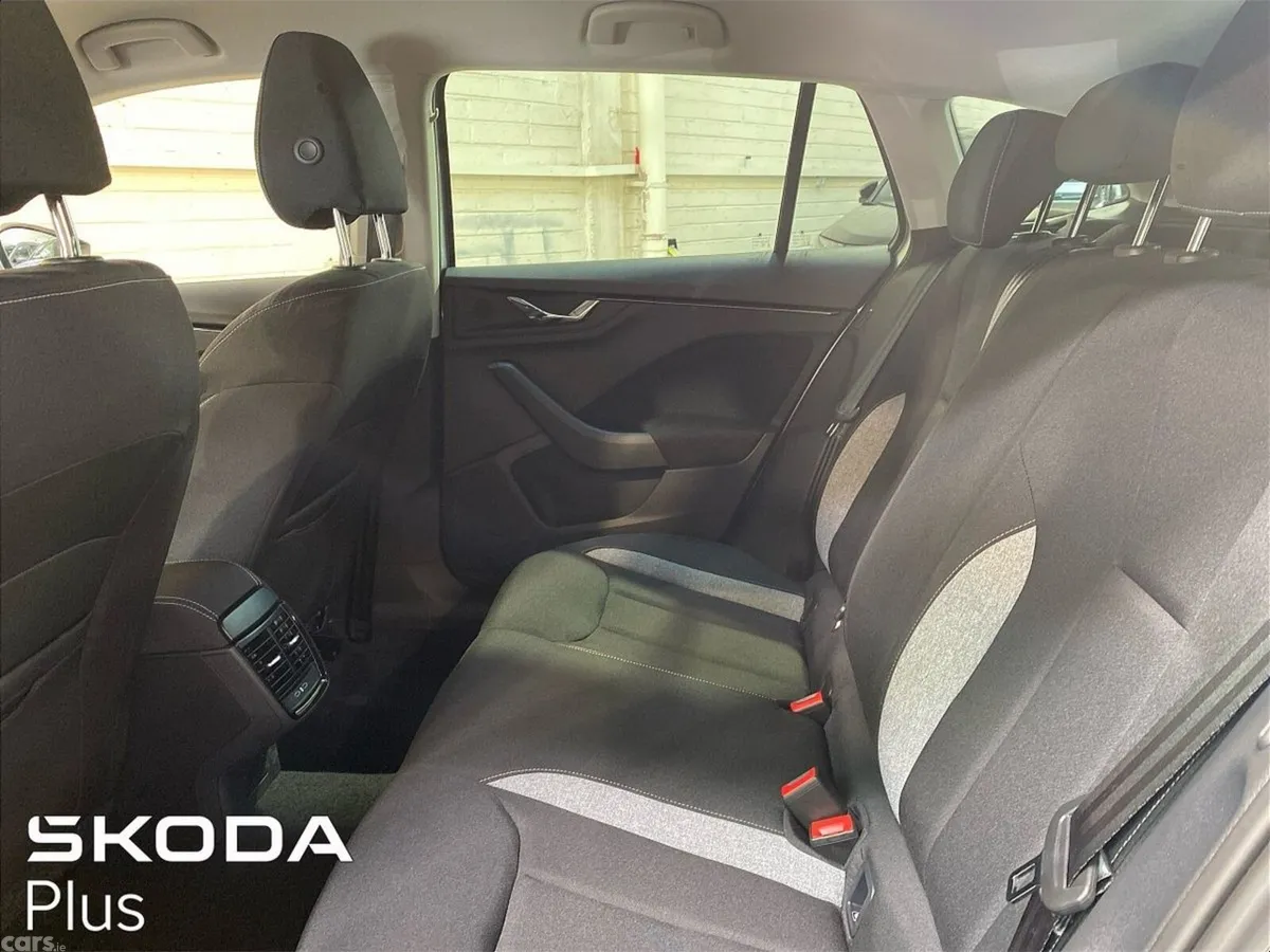 Skoda Scala Hatchback, Petrol, 2026, Silver