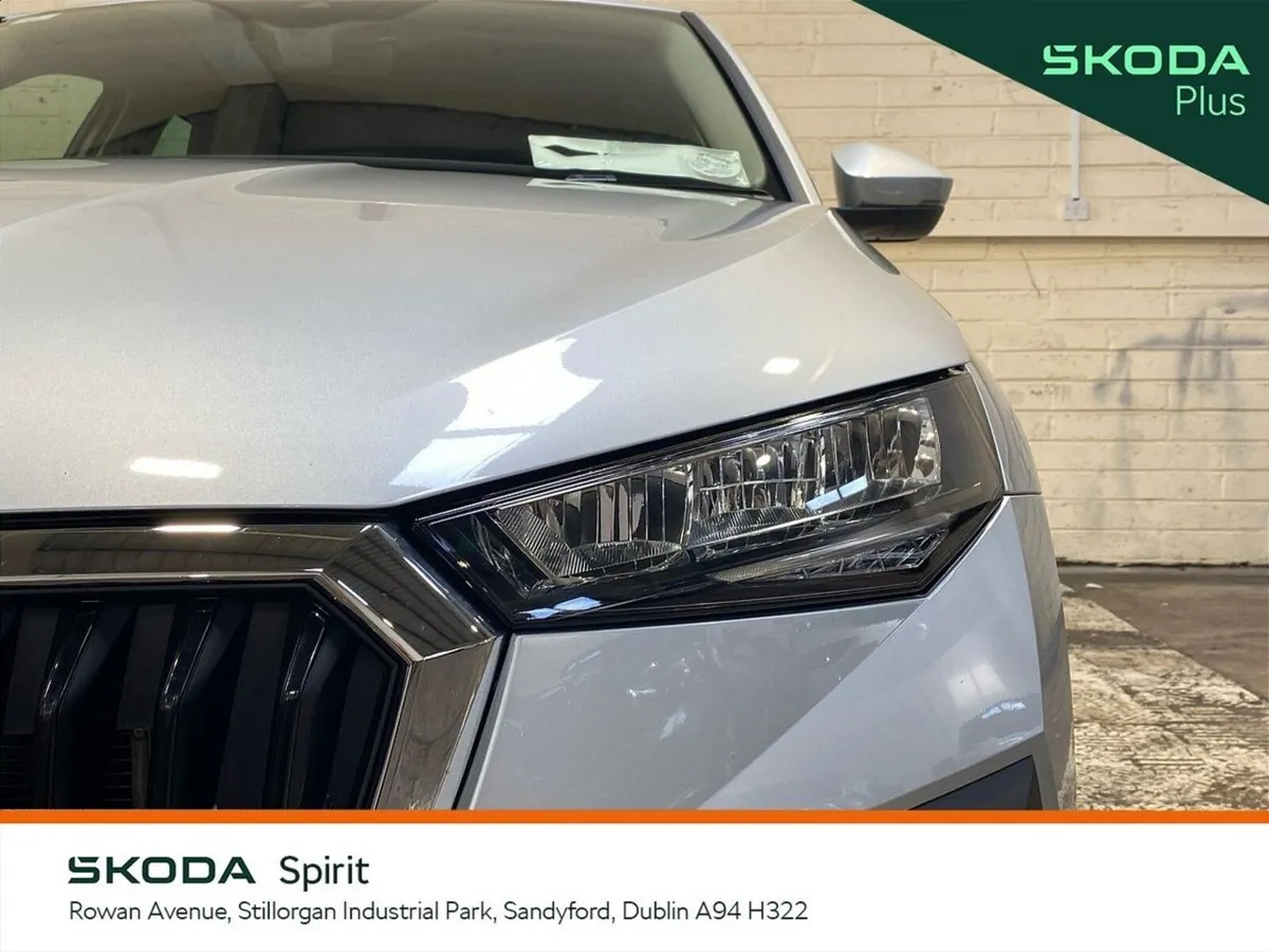 Skoda Scala Hatchback, Petrol, 2026, Silver